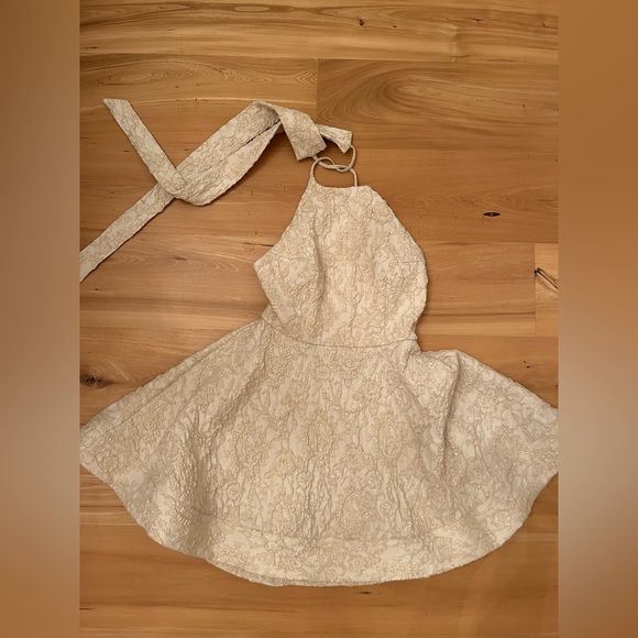 Cream Floral Party Dress - Picture 5 of 5